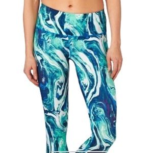PATAGONIA Blue Swirl Centered Crop Legging SZ L